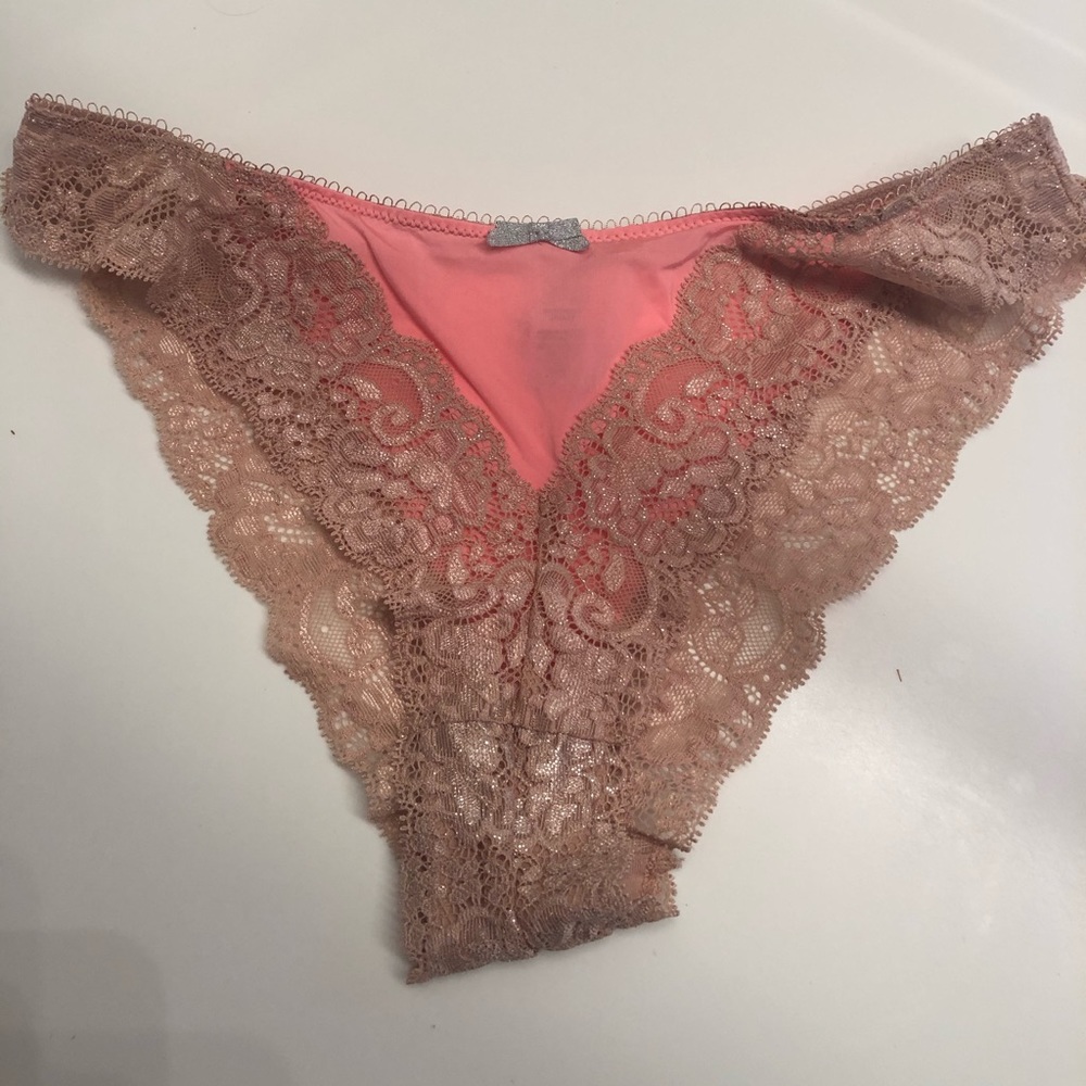 Bundle and make and offer Soft and shimmering